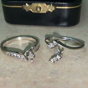 Beautiful Marquis wedding ring with enhancer 💍